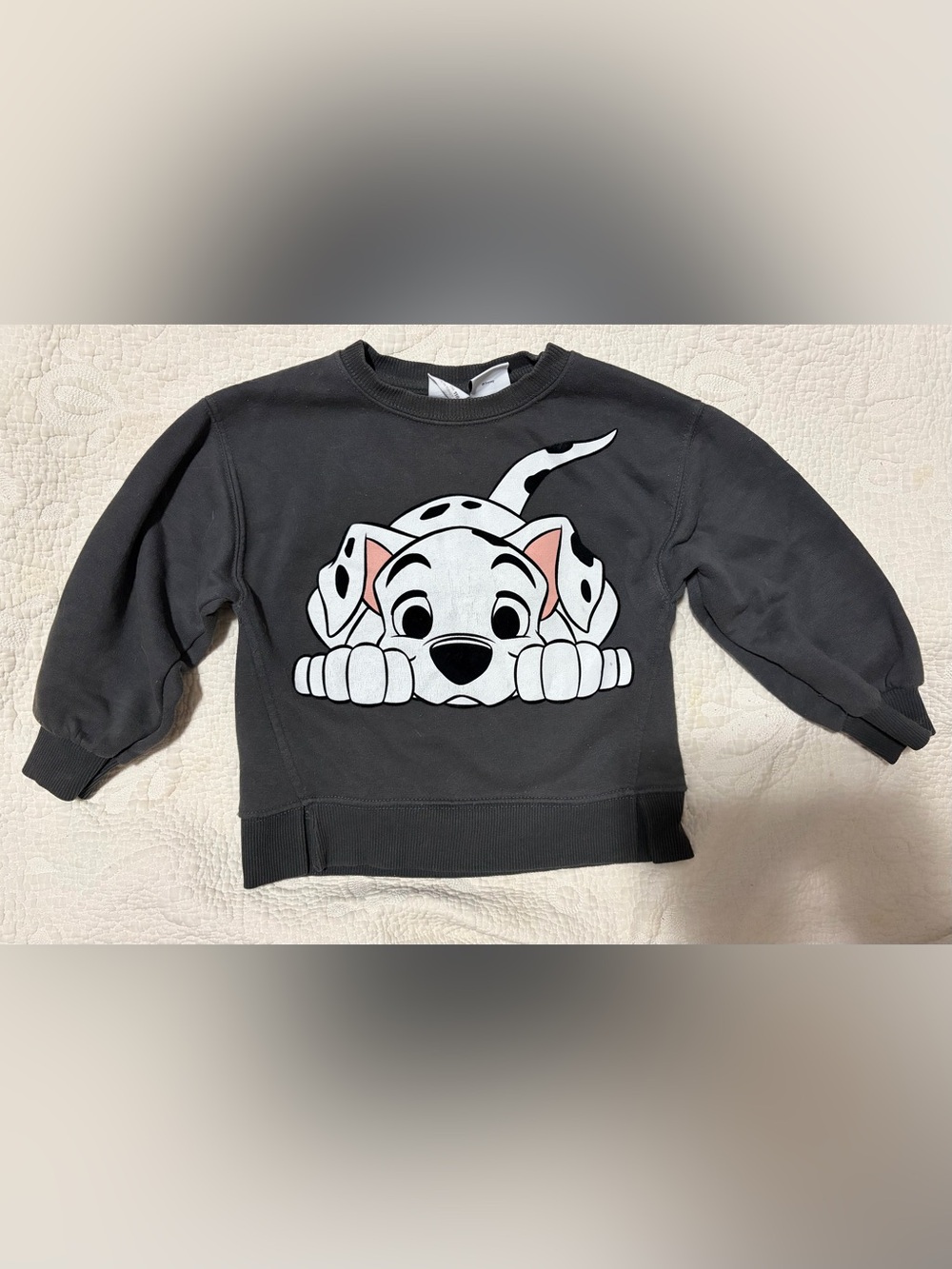 Zara girls size 6 disney 101 dalmations crewneck sweater